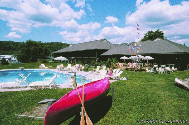 Commodores Inn Стоу Екстериор снимка
