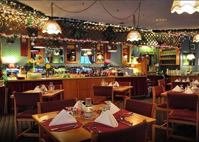 Commodores Inn Стоу Екстериор снимка