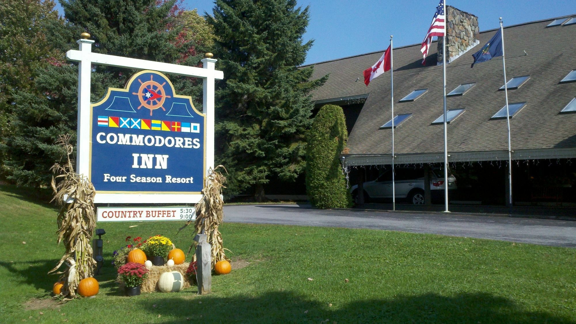 Commodores Inn Стоу Екстериор снимка